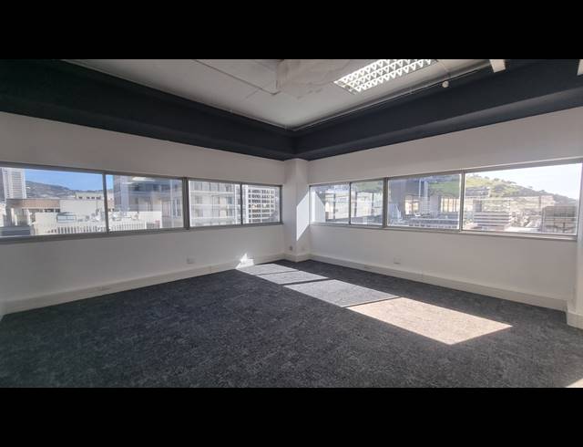 974M² OFFICE TO LET IN CAPE TOWN CITY CENTRE